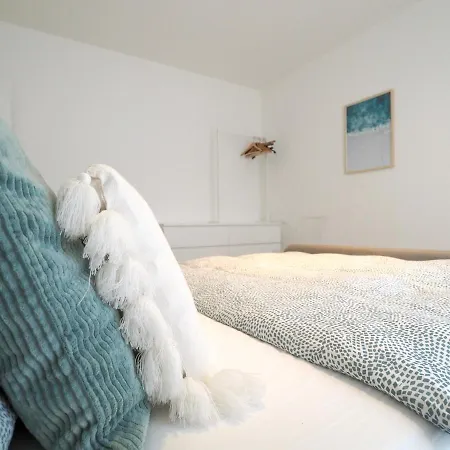 Luma With Pool Apartment *