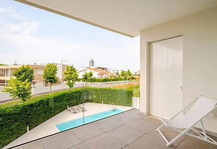 Luma With Pool Apartament Lido di Jesolo